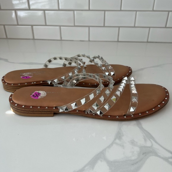 Cute CUSHIONAIRE Women's Sandals - Picture 4 of 12
